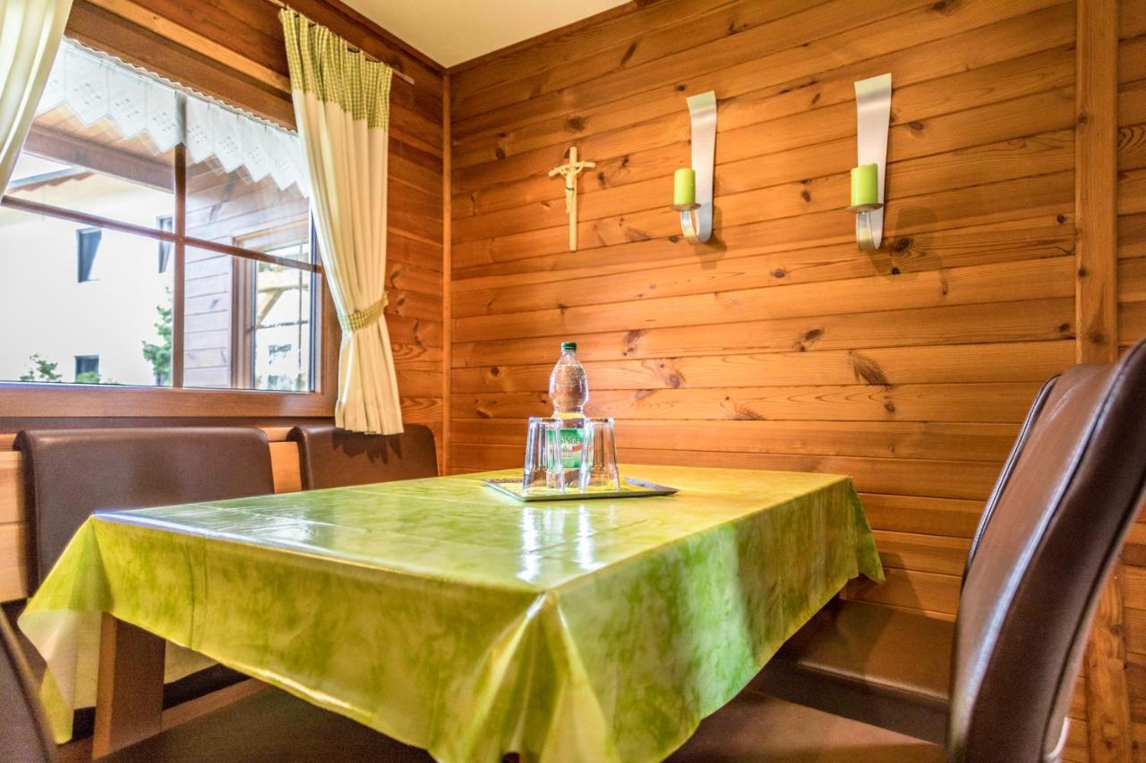 Bartlhof-Ferienwohnungen-Zimmer Burglengenfeld Ngoại thất bức ảnh