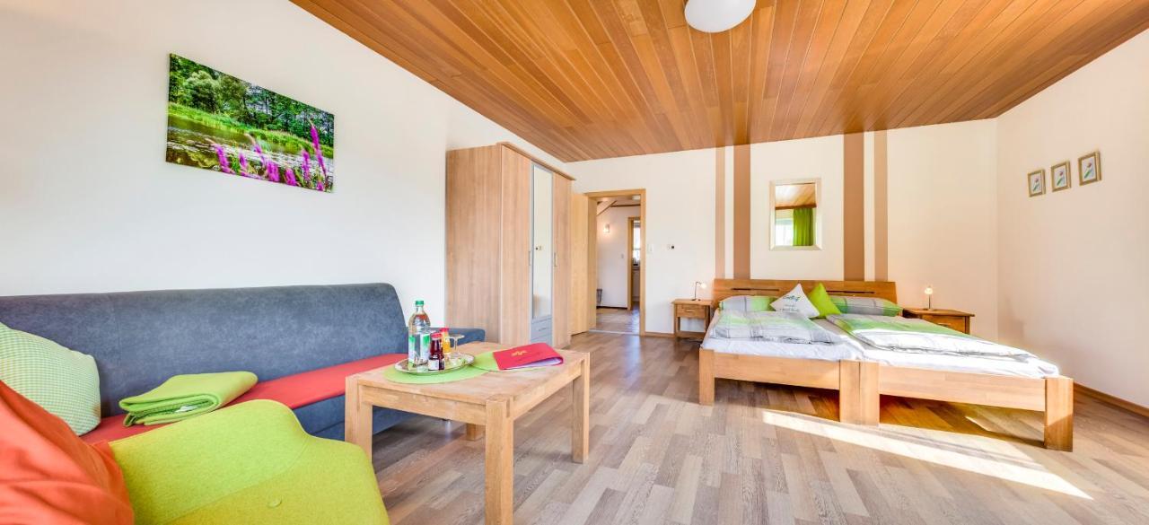 Bartlhof-Ferienwohnungen-Zimmer Burglengenfeld Ngoại thất bức ảnh