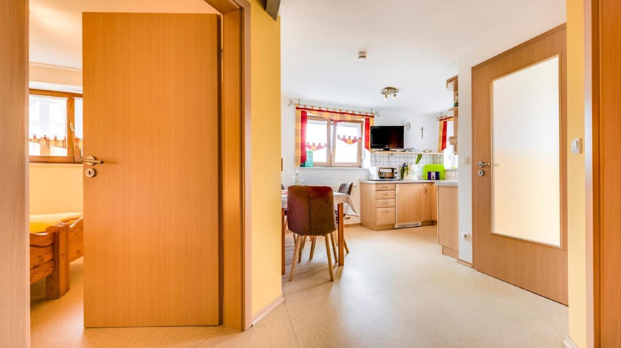Bartlhof-Ferienwohnungen-Zimmer Burglengenfeld Ngoại thất bức ảnh