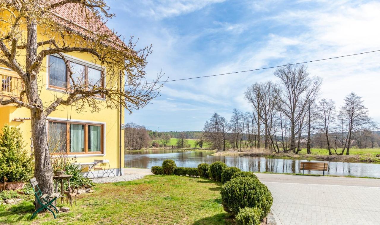 Bartlhof-Ferienwohnungen-Zimmer Burglengenfeld Ngoại thất bức ảnh