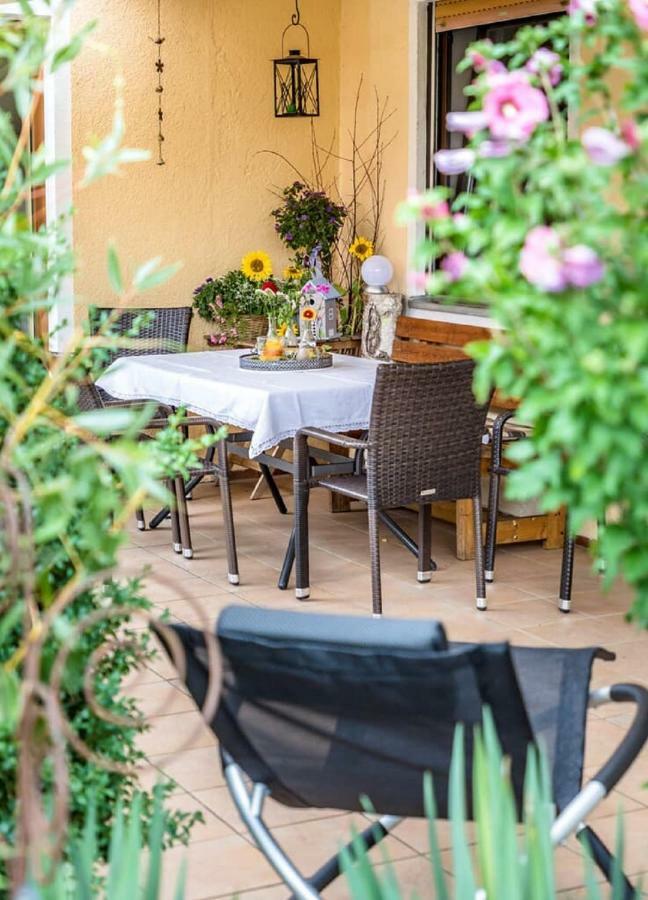 Bartlhof-Ferienwohnungen-Zimmer Burglengenfeld Ngoại thất bức ảnh