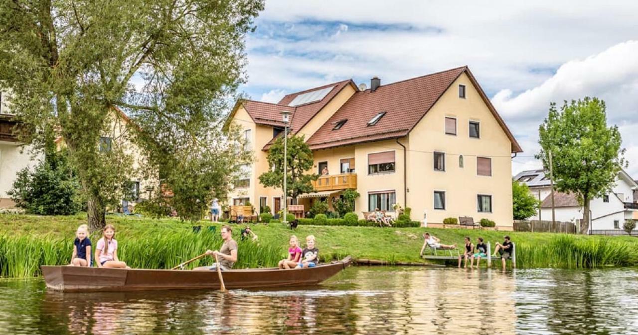 Bartlhof-Ferienwohnungen-Zimmer Burglengenfeld Ngoại thất bức ảnh