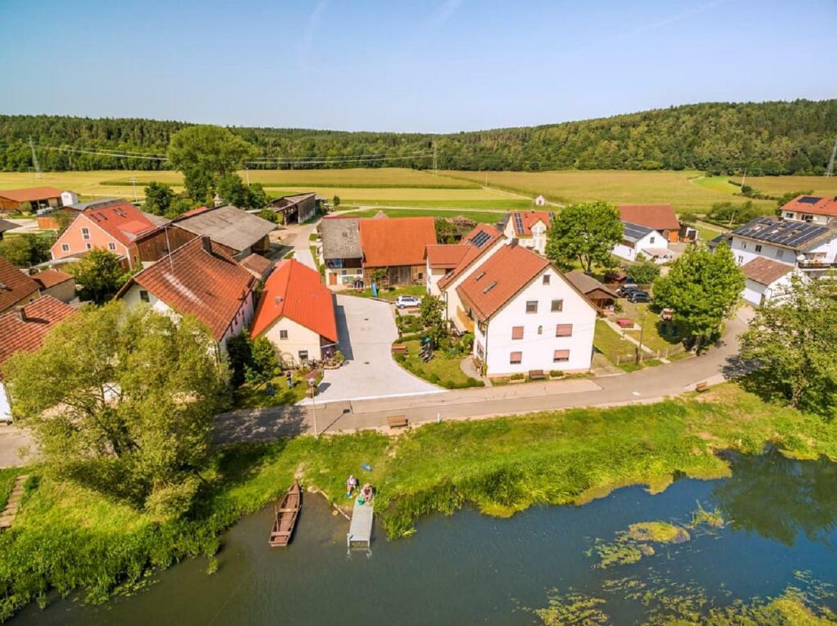 Bartlhof-Ferienwohnungen-Zimmer Burglengenfeld Ngoại thất bức ảnh