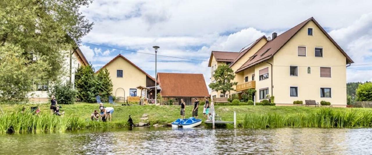 Bartlhof-Ferienwohnungen-Zimmer Burglengenfeld Ngoại thất bức ảnh