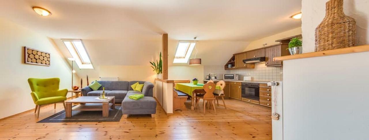 Bartlhof-Ferienwohnungen-Zimmer Burglengenfeld Ngoại thất bức ảnh
